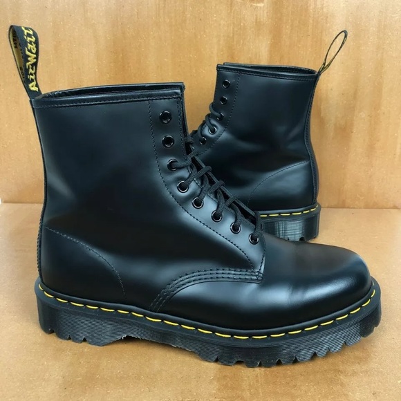 dr martens 25345